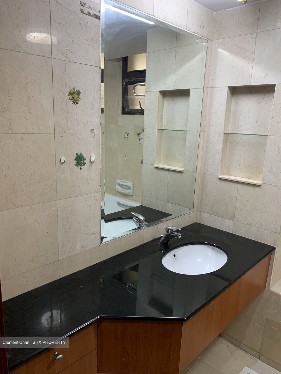 Seletaris (D27), Condominium #498229411